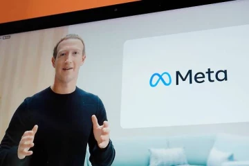 ஒரே நாளில் பல பில்லியன்களை இழந்த பேஸ்புக் நிறுவனம்!