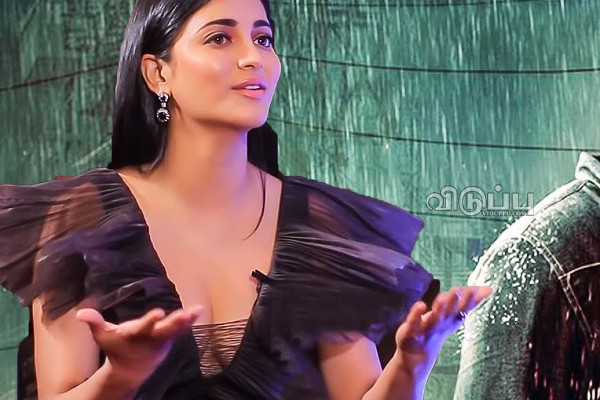 ஆரத்தழுவி முத்தம் கொடுத்த விஜய் சேதுபதி!! நடிகை ஸ்ருதி ஹாசன் ஷூட்டிங்கை விட்டு ஓட இதுதான் காரணம் | Shruti Haasan Angry With Vijay Sethupathi Kiss