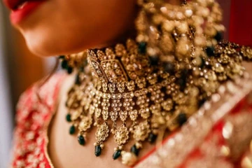 மக்களே; இதுதான் சரியான நேரம் - தொடர்ந்து இறங்கும் தங்கம் விலை!