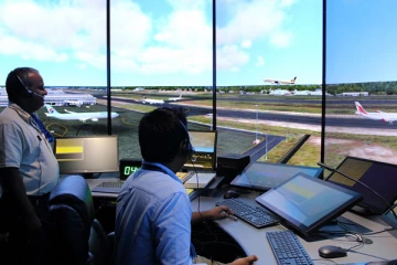 ගුවන් ගමන් පාලක අර්බුදය උඩු දුවයි - ආධුනිකයන් 50 කට මෙන්න අවස්ථාවක්.