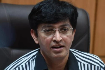 தடுப்பூசி வீணாவது தற்போது குறைந்துவிட்டது: சுகாதாரத்துறை செயலாளர்