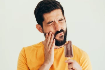 දත් සංවේදීතාවයට ඉක්මන් විසඳුමක් කිහිපයක් මෙන්න...