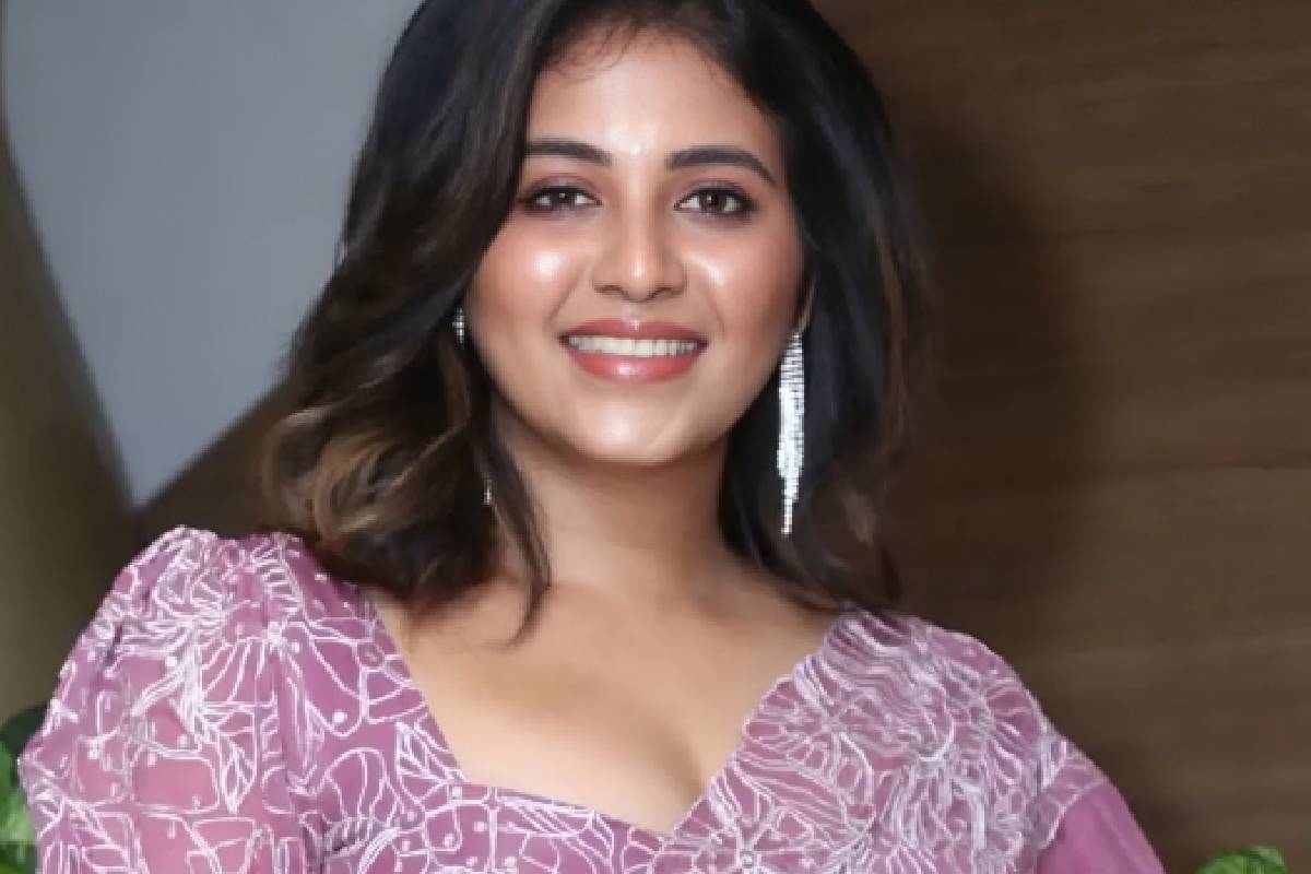 என் கல்யாணம் எப்போ நடந்தா மத்தவங்களுக்கு ஏன் அக்கறை!! நடிகை அஞ்சலி.. | I Will Get Married Whenever I Want Anjali Open என் கல்யாணம் எப்போ நடந்தா மத்தவங்களுக்கு ஏன் அக்கறை!! நடிகை அஞ்சலி.. | I Will Get Married Whenever I Want Anjali Open