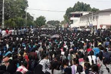 யாழ்.மாவட்ட செயலகத்தை முற்றுகையிட்டு பாரிய போராட்டத்திற்கு தீர்மானம்!