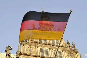 ஜேர்மனியில் வாழும் வெளிநாட்டவர்கள் சிலருக்கு ஒரு மகிழ்ச்சியான செய்தி