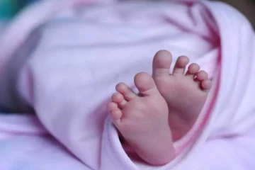 நான் கருப்பாக இருக்கிறேன், குழந்தை மட்டும் எப்படி? கணவன் செய்த கொடூரம்!