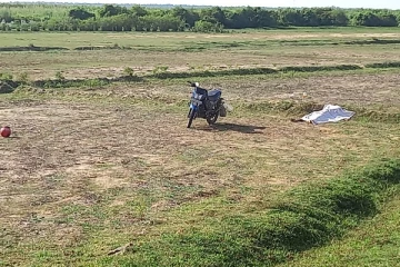 வெல்லாவெளி பகுதியில் ஆண் ஒருவரின் சடலம் மீட்பு (PHOTOS)