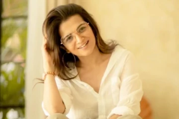 நம்ம டிடி-யா இது! முன்னணி நடிகைகளுக்கே டஃப் கொடுக்கும் உடையில் அவர் கொடுத்த போஸை பாருங்க