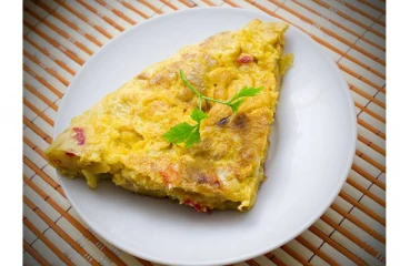 10 நிமிடத்தில் சுவையான ஆம்லெட் சீஸ் சாண்ட்விச் - செய்வது எப்படி?