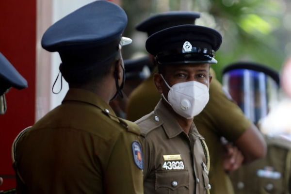 தண்ணீர் தொட்டியில் இருந்து கைத்துப்பாக்கி மீட்பு | Handgun Recovered From Water Tank