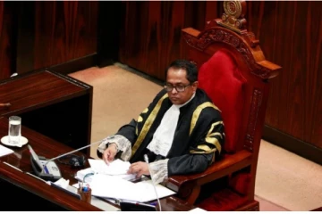 பிரதி பாதுகாப்பு அமைச்சருக்கு எதிரான நம்பிக்கையில்லா தீர்மானத்தை ஏற்க முடியாது