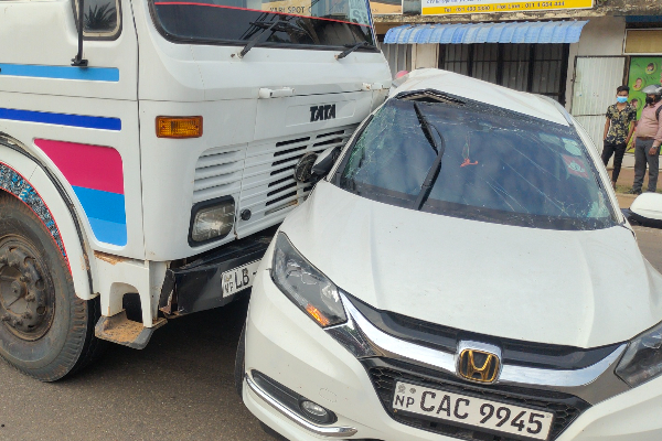 கிளிநொச்சி ஏ 9 வீதியில் ஏற்பட்ட விபத்து (Video) | Accident On The Kilinochchi A9 Road
