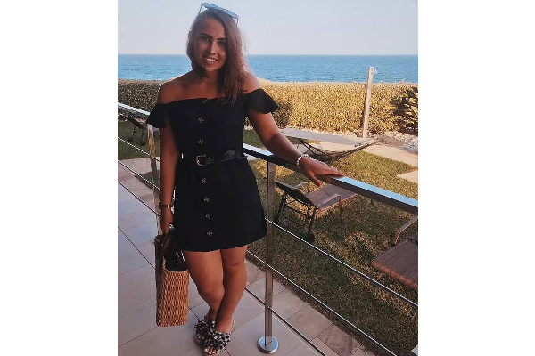 திருமணம் முடிந்து தேனிலவுக்கு சென்ற தம்பதிகள்.. வாழ்க்கையே புரட்டி போட்ட ஒரு அதிர்ச்சி சம்பவம்! | Newlywed 26 Discovered Lump Breast Honeymoon