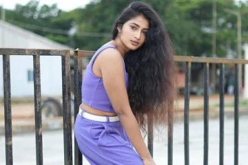 ஜீ தமிழின் வீரா சீரியல் நடிகை வைஷ்ணவியின் ஸ்டைலிஷ் போட்டோஸ்