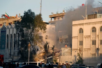 அமெரிக்க இஸ்ரேல் தாக்குதலில் ஈரானில் 1000 பேர் உயிரிழப்பு; பெரும் அச்சத்தில் உலக நாடுகள்