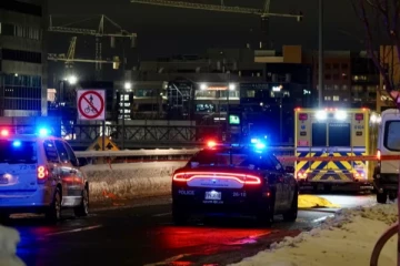 கனடாவில் சாலையில் படுத்திருந்த பெண்ணை கண்ட ஓட்டுனர்! சில நிமிடங்களில் மரணம்