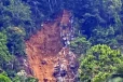 ඕපනායක තේ අක්කර අටක් නාය යයි