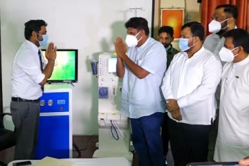 மத்திய வங்கி ஆளுநரை கடுமையாக சாடிய எதிர்க்கட்சி தலைவர்