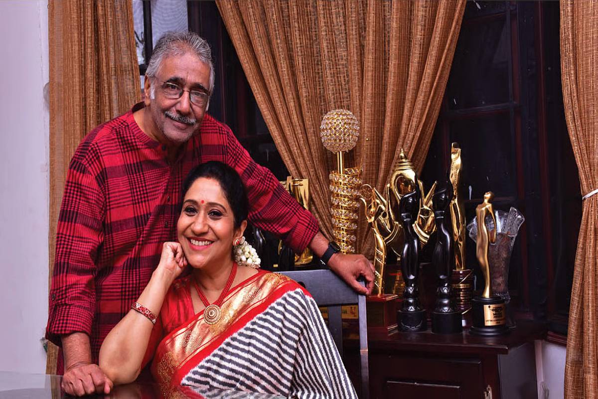 பாடகி சுஜாதாவிற்கு இப்படி ஒரு பிரச்சனை இருக்கா? கவலையில் ரசிகர்கள் | Singer Sujatha Mohan S Problem 5 Years Strugle