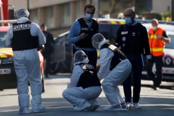 பிரான்ஸில் கல்லூரி ஒன்றில் தோன்றிய அச்சுறுத்தல்! அவசரமாக வெளியேறிய மாணவர்கள்