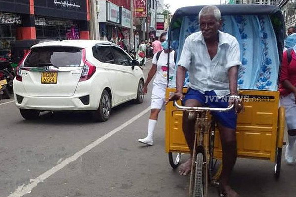 இந்த வண்டிக்கு பெற்றோல் தேவையில்லை! யாழில் நபரொருவரின் புதிய முயற்சி | Jaffna Fuel Crisis Petrol Auto Rickshaw