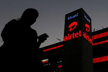 ட்விட்டரில்  ட்ரெண்டாகும் #AirtelDown , காரணம் என்ன?