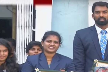 விளையாட்டுத் துறையில் சிறந்து விளங்கிய வீரர்களுக்கு ரூ.1 லட்சம் பரிசு, விருது வழங்கி தமிழக முதல்வர் பாராட்டு