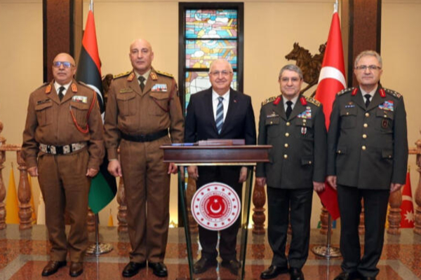 துருக்கியில் விமான விபத்து - ராணுவ தலைவர் உட்பட மூத்த அதிகாரிகள் உயிரிழப்பு | Libyan Army Chief Dies In Turkey Plane Crash