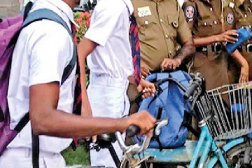 பாடசாலைகளிலேயே கைவரிசையை காட்டிய மாணவர்கள்