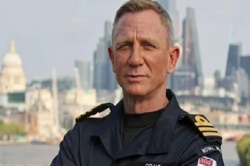 "கதாநாயகன் டு கப்பல் படைத்தளபதி"...கலக்கும் ஜேம்ஸ் பாண்ட்