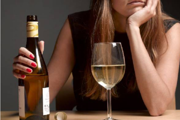 மூளையின் செயல் திறனை வலுவாக பாதிக்கும் 5 ஆபத்தான உணவுகள் | 5 Dangerous Foods Strongly Affect Brain Function மூளையின் செயல் திறனை வலுவாக பாதிக்கும் 5 ஆபத்தான உணவுகள் | 5 Dangerous Foods Strongly Affect Brain Function