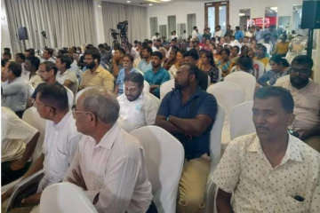 யாழில் தொழில் அதிபர் திலீத் ஜயவீர தலைமையில் இடம்பெற்ற கலந்துரையாடல்(Photos)