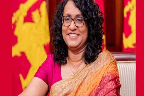 கல்வியில் எந்த பிள்ளையும் புறக்கணிக்கப்படக்கூடாது பிரதமர் சுட்டிக்காட்டு | No Child Should Be Neglected In Education Harini கல்வியில் எந்த பிள்ளையும் புறக்கணிக்கப்படக்கூடாது பிரதமர் சுட்டிக்காட்டு | No Child Should Be Neglected In Education Harini