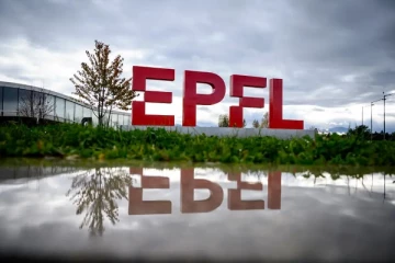 வெளிநாட்டு மாணவர்களின் கல்விக்கட்டணம் மூன்று மடங்கு உயர்வு: சுவிஸ் பல்கலைக்கழகங்கள் அறிவிப்பு