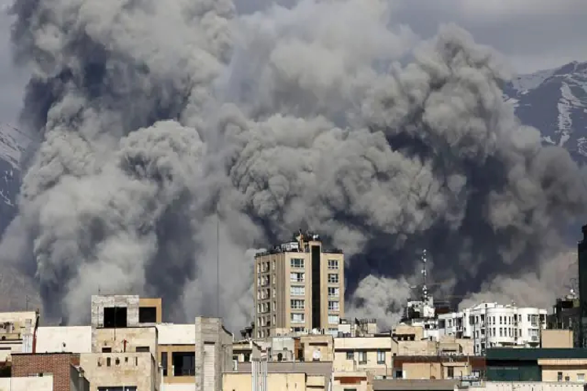 " போர்நிறுத்தத்திற்காகக் கெஞ்சியது ஈரான்" அமெரிக்க பாதுகாப்பு செயலர் அறிவிப்பு | Iran Begged For Ceasefireus