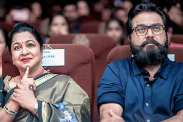 மனைவிக்கு சீட் வாங்க கட்சியை அடமானம் வைத்தவர் சரத்குமார் - ஆர்.பி.உதயகுமார் தாக்கு!