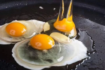 ஆப் பாயில் முட்டை விரும்பியா நீங்கள்? அது உடலுக்கு ஆரோக்கியமானதா?