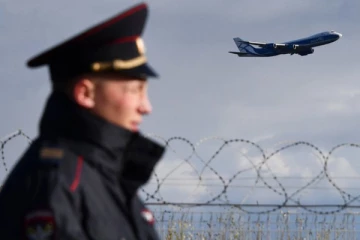 ரஷ்ய விமான  சேவைகள் ஸ்தம்பிதம்!