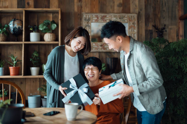 இந்த ராசியில் பிறந்த பெண்கள் மாமியார் வீட்டில் ராணி போல் வாழ்வார்களாம் | Women In This Zodiac Will Be Happy After Marriage இந்த ராசியில் பிறந்த பெண்கள் மாமியார் வீட்டில் ராணி போல் வாழ்வார்களாம் | Women In This Zodiac Will Be Happy After Marriage