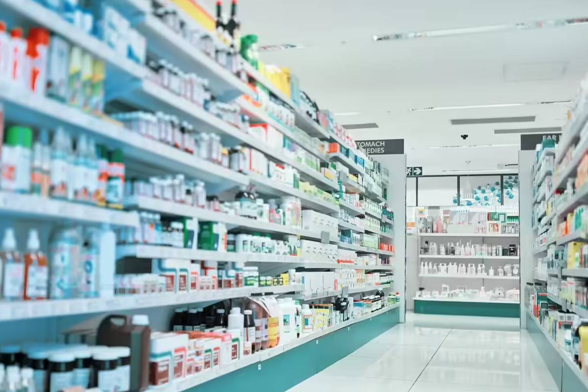 இந்தியாவில் நாளை மருந்து கடைகள் இயங்காது - என்ன காரணம்? | Pharmacy Shops To Strike In May 20 In India