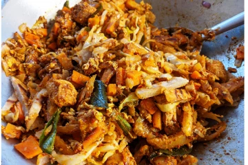 யாழில் பழுதடைந்த இறைச்சியுடன் கொத்துரொட்டி! கடைக்கு பூட்டு