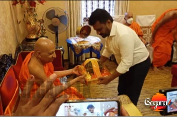 ජනපති අනුර මල්වතු, අස්ගිරි මහා නා හිමි හමුවේ