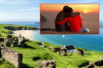 இலவசமாக தங்க ஜோடியை தேடும் தீவு; சம்பளமும் தராங்கலாம்.. - ஆனால் ஒரு கண்டிஷன்..!