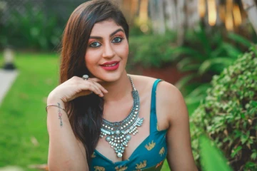 பணத்தாசையால் எந்த அளவிற்கும் இறங்க தயார்! நடிகை யாஷிகா ஆனந்த் செய்த செயல்...