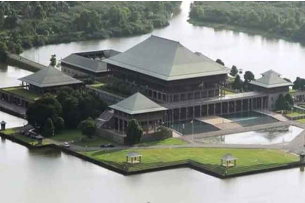 புதிய பயங்கரவாத எதிர்ப்புச் சட்டம் ஜனநாயகத்தின் முற்றுப்புள்ளியாகும் – ஜீ.எல். | New Pta Will Hamper Peoples Rights புதிய பயங்கரவாத எதிர்ப்புச் சட்டம் ஜனநாயகத்தின் முற்றுப்புள்ளியாகும் – ஜீ.எல். | New Pta Will Hamper Peoples Rights