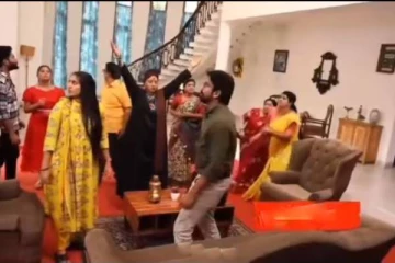 மனோஜ் வாங்கிய புதிய வீட்டிற்கு இப்படி ஒரு கொடுமையா.. ஆடிப்போன மொத்த குடும்பம். சிறகடிக்க ஆசை சீரியல் புரொமோ