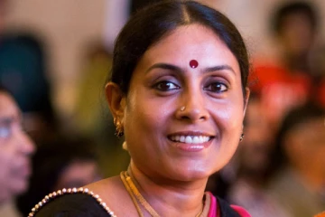 எங்களுடைய பாவம் சும்மா விட்டது..நடிகை சரண்யாவை வெளுத்து வாங்கிய இளம் தயரிப்பாளர்.