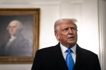 உலகின் மொத்த நாடுகளுடனும் சாத்தியமான வர்த்தகப் போருக்கு தயாராகும் ட்ரம்ப்