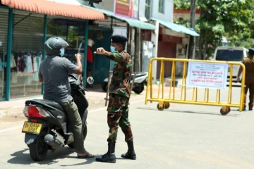 இலங்கையில் மேலும் கடுமையாகும் சுகாதார கட்டுப்பாடுகள்