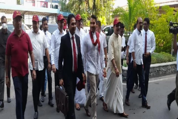 இளம் அமைச்சர்களின் திடீர் தீர்மானம்! பொதுஜன பெரமுனவிற்குள் கடும் மோதல்